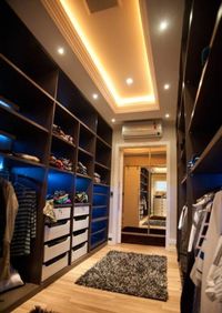 Большая открытая гардеробная комната с комбинированным наполнением Усть-Каменогорск